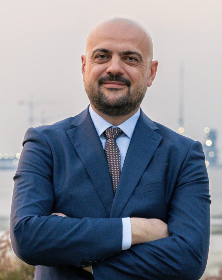 Maxim Novikov, Head of RAK branch at Metropolitan Premium Properties