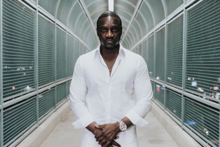 Akon Image 1